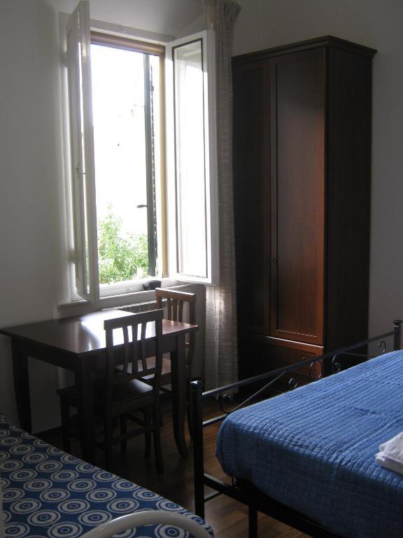 Tower'S Garden Bed & Breakfast Pisa Room photo
