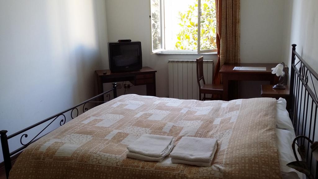 Tower'S Garden Bed & Breakfast Pisa Exterior photo
