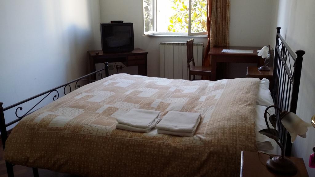 Tower'S Garden Bed & Breakfast Pisa Exterior photo