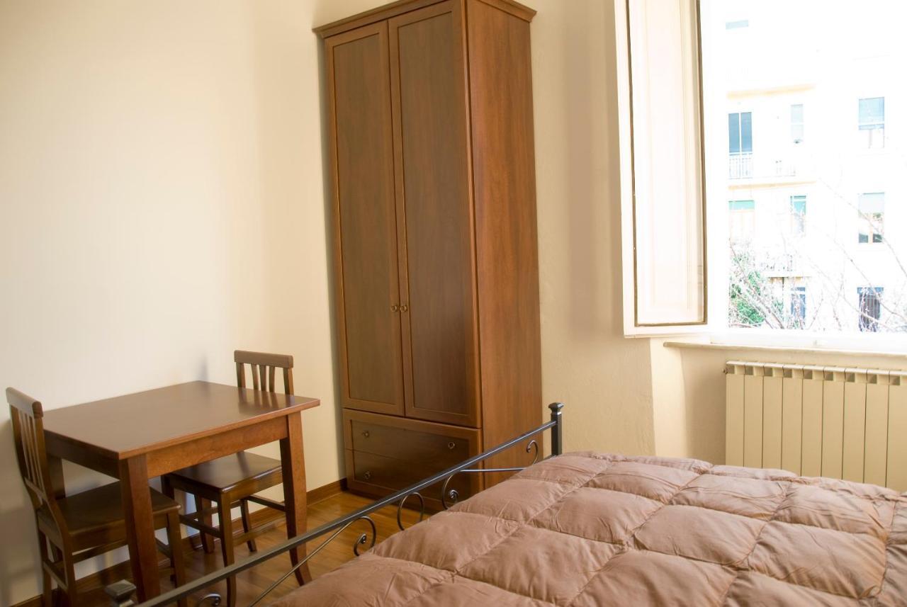 Tower'S Garden Bed & Breakfast Pisa Room photo